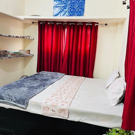 Tiwari G Home Stay Удджайн Екстер'єр фото